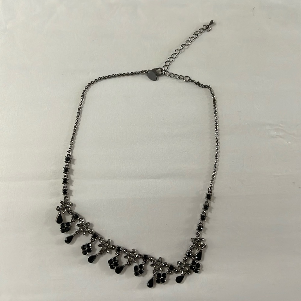 Lia Sophia necklace